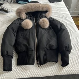 Brand new never been worn moose knuckles coat